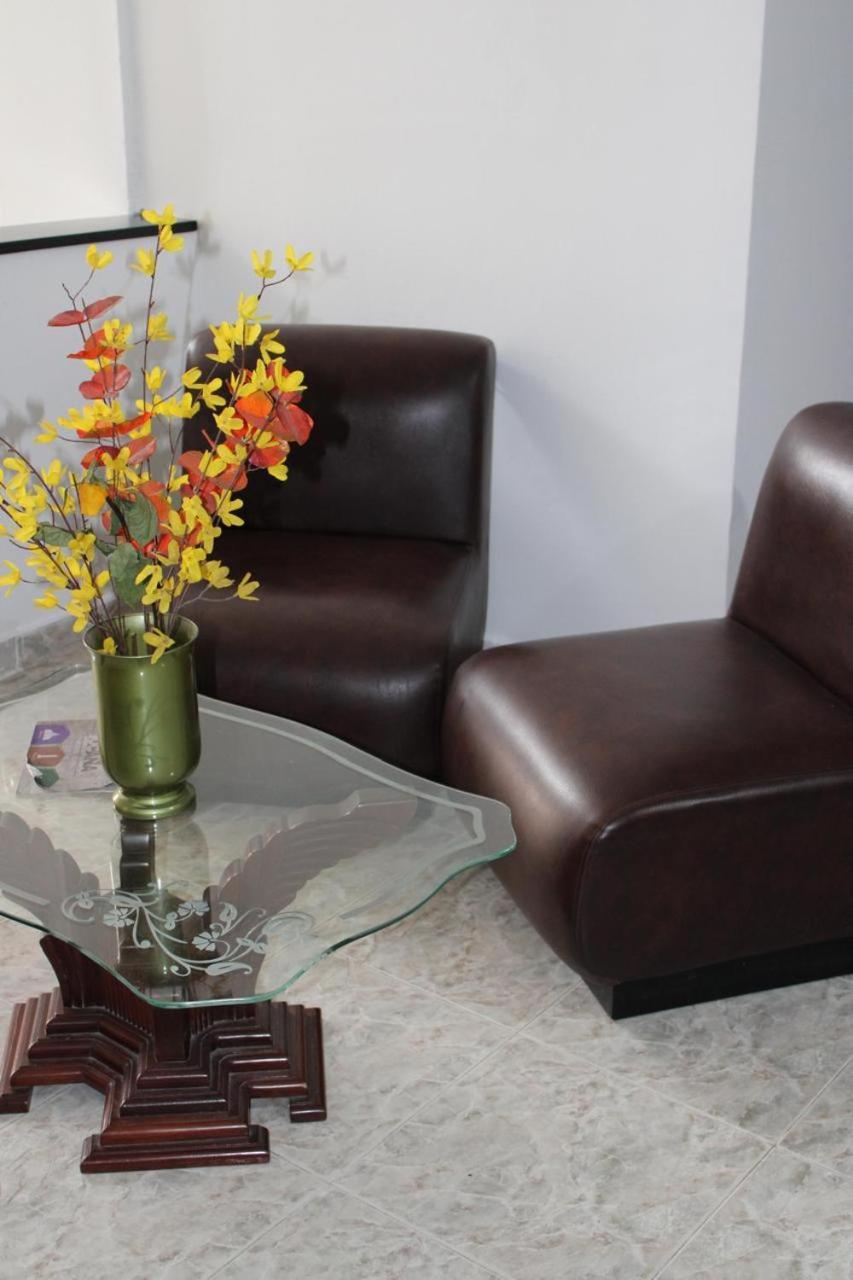Hotel San Cayetano *